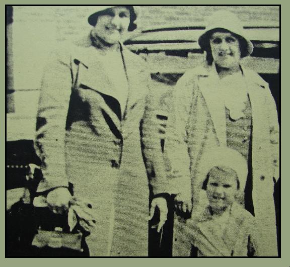 Clarice Cliff in 1933