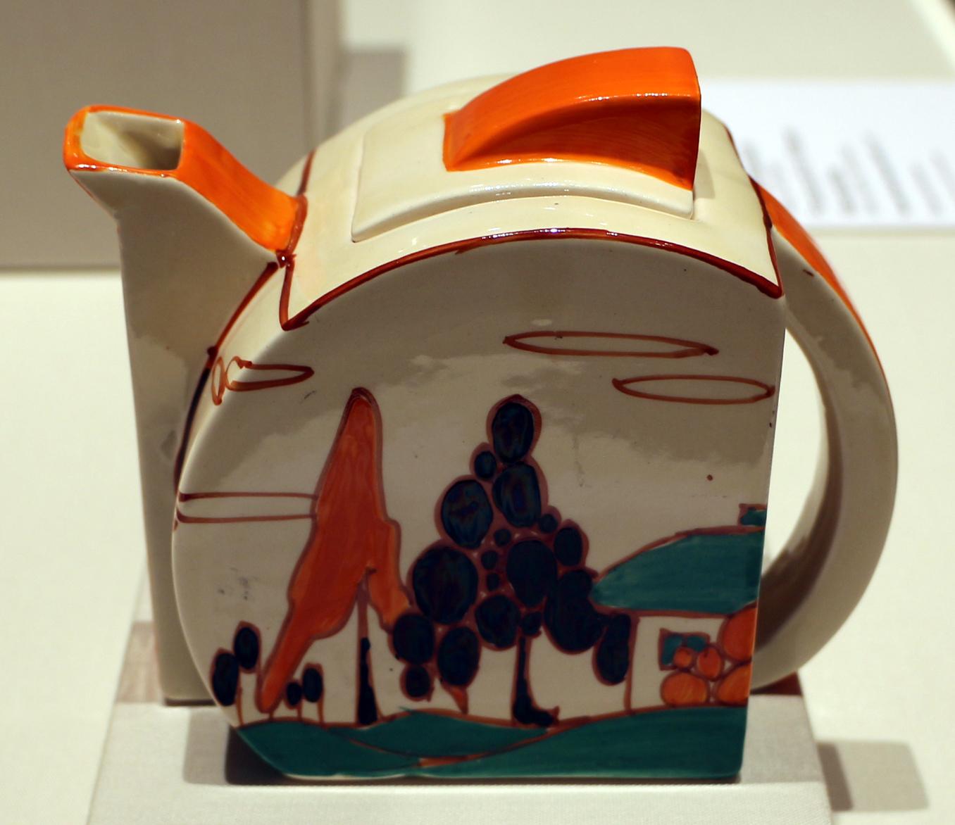 Clarice Cliff at Newport Pottery 1929