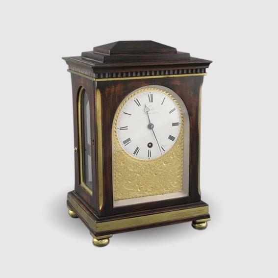 miniature mantel timepiece