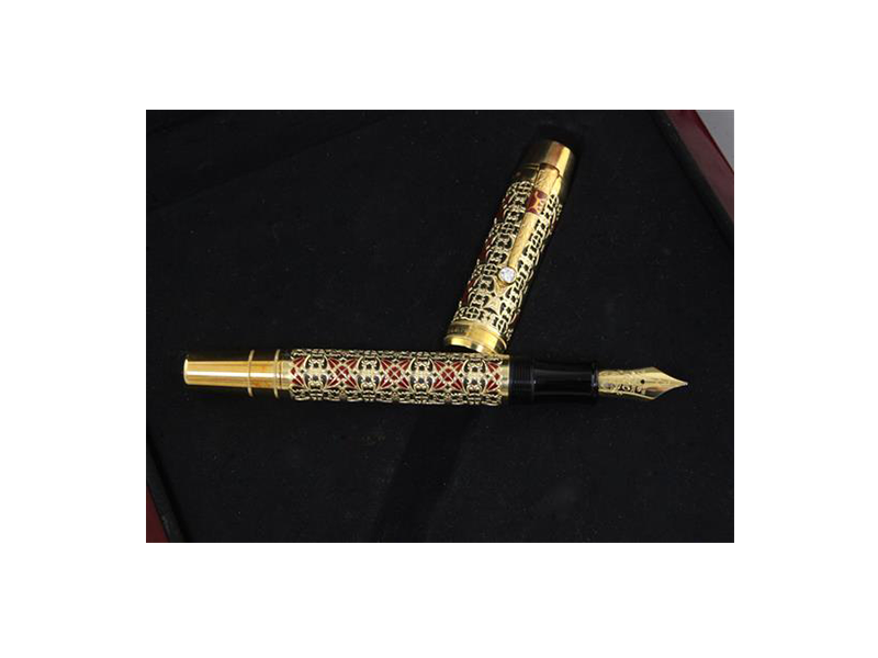 A Montblanc Semiramis Patron of Art limited edition 888 fountain pen, made in honour in Queen Semiramis